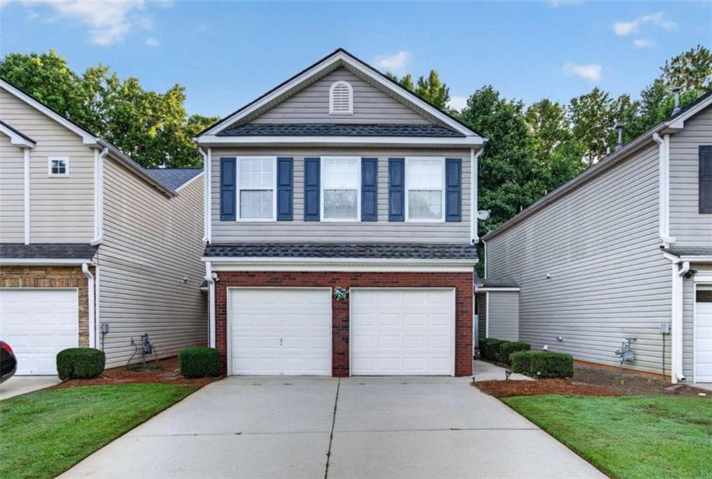 3 bedroom, 3 bathroom, 1,408 sq ft single family residence for sale at 5575 Mountain Top Place, Cumming, GA 30041 — photo 1 of 19
