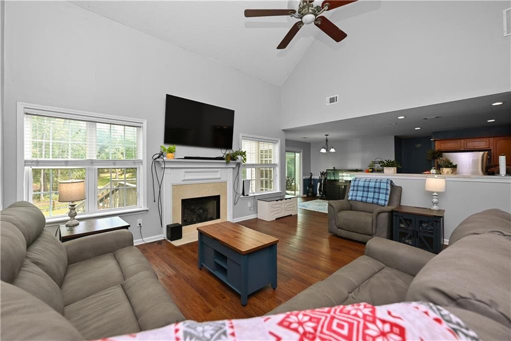 5 bedroom, 4 bathroom, 5,163 sq ft single family residence for sale at 42 Meadows Lane, Senoia, GA 30276 — photo 5
