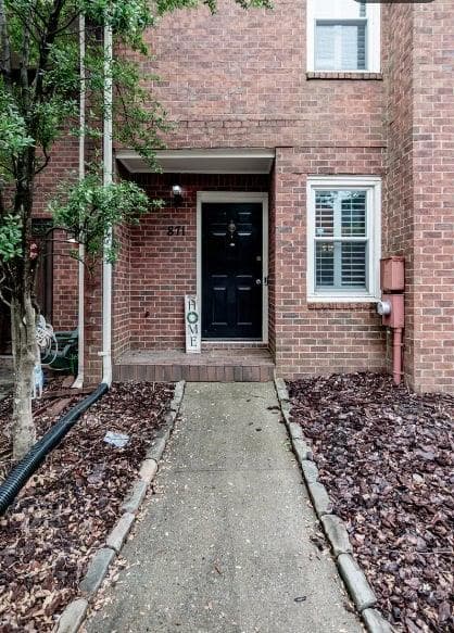 2 bedroom, 3 bathroom, 1,484 sq ft townhouse for rent at 871 Lenox Oaks Circle, Atlanta, GA 30324 for $2,700 a month — photo 3