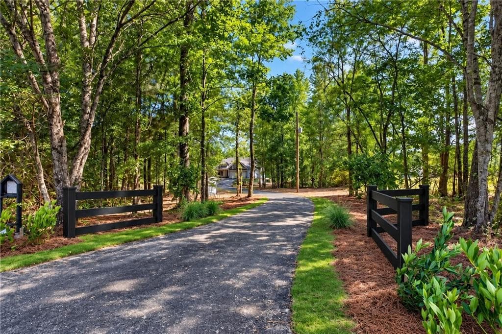 3 bedroom, 2 bathroom, 1,488 sq ft single family residence for sale at 457 Relay Road, Silver Creek, GA 30173 — photo 4