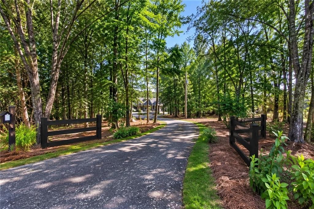 3 bedroom, 2 bathroom, 1,488 sq ft single family residence for sale at 457 Relay Road, Silver Creek, GA 30173 — photo 6