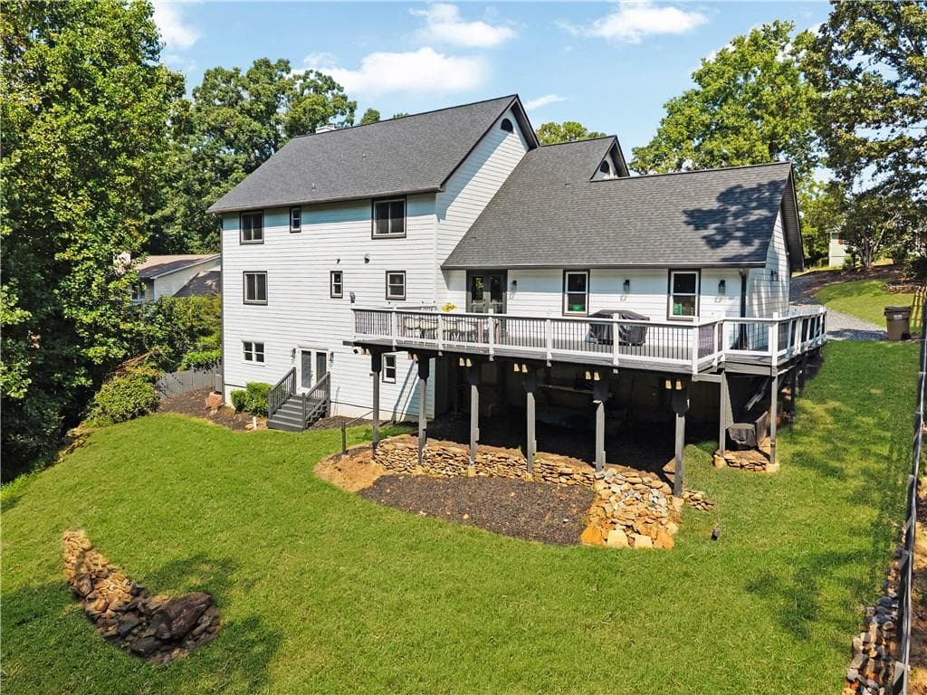6 bedroom, 5 bathroom, 4,436 sq ft single family residence for sale at 1850 Bernice Drive, Cumming, GA 30041 — photo 4