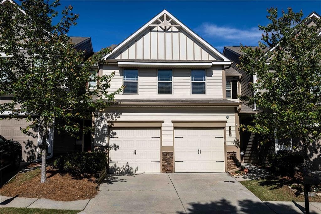 3 bedroom, 3 bathroom, 1,836 sq ft home for sale at 3504 Castleberry Village Circle 36, Cumming, GA