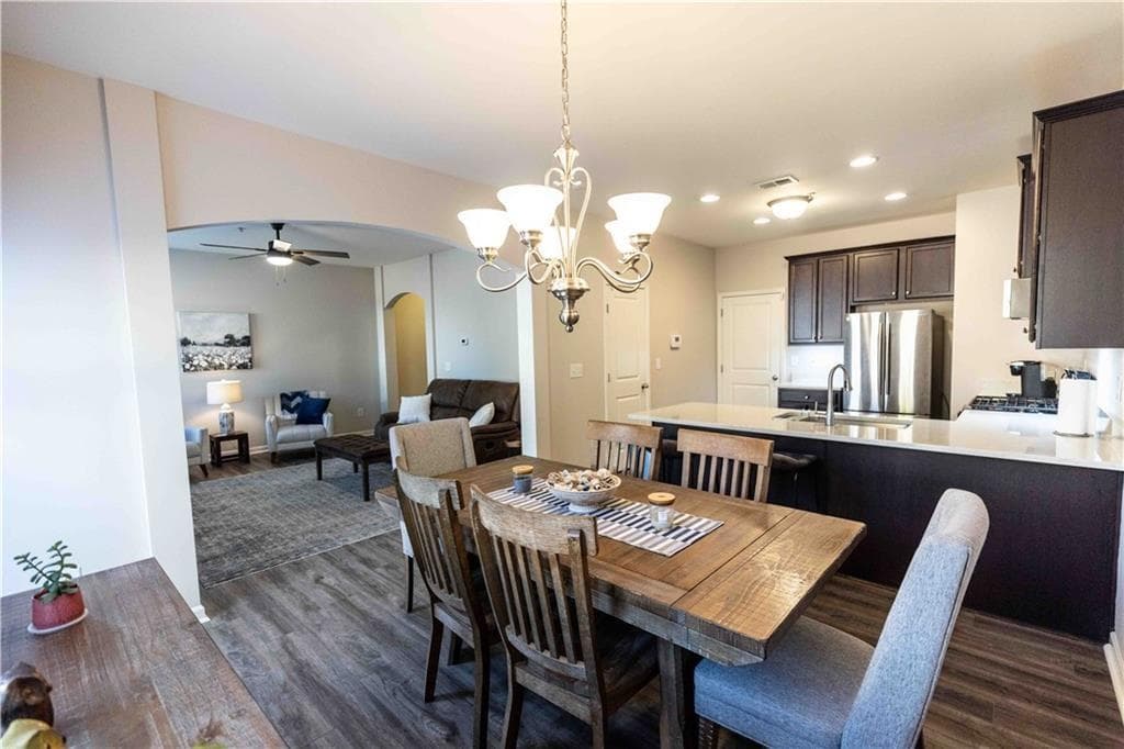 3 bedroom, 3 bathroom, 1,836 sq ft townhouse for sale at 3504 Castleberry Village Circle 36, Cumming, GA 30040 — photo 8