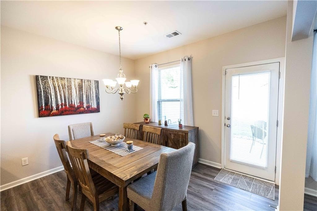 3 bedroom, 3 bathroom, 1,836 sq ft townhouse for sale at 3504 Castleberry Village Circle 36, Cumming, GA 30040 — photo 9