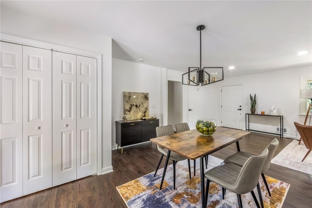 3 bedroom, 3 bathroom, 2,956 sq ft single family residence for sale at 1439 Forest Lane, Marietta, GA 30067 — photo 7