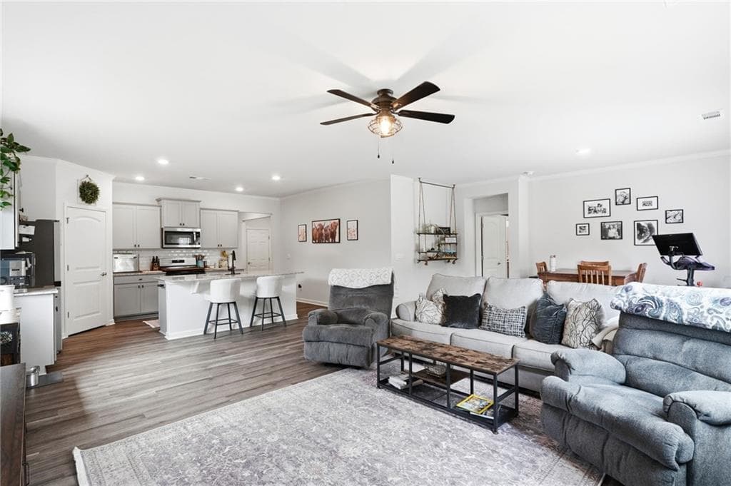 4 bedroom, 2 bathroom, 1,862 sq ft single family residence for sale at 49 Majestic Oak Circle, Dallas, GA 30132 — photo 9