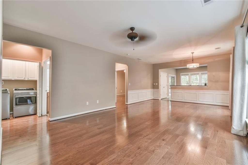 2 bedroom, 2 bathroom, 1,405 sq ft single family residence for sale at 6203 Ivy Stone Way, Hoschton, GA 30548 — photo 10