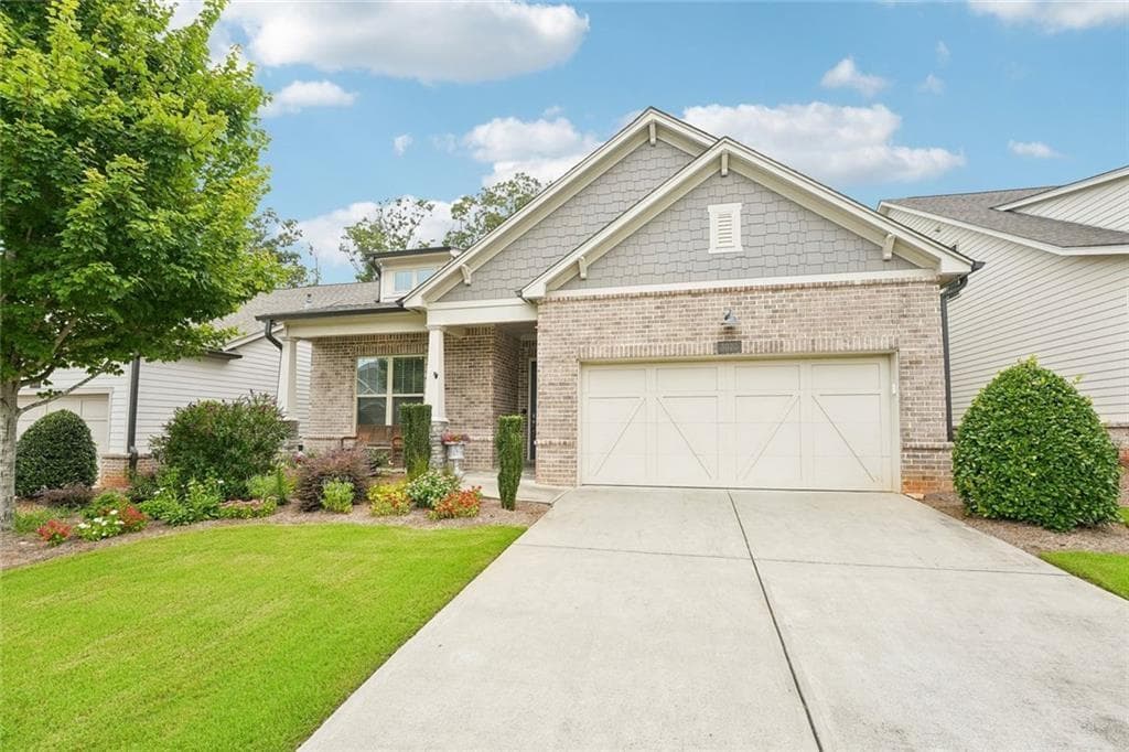 4 bedroom, 3 bathroom, 2,662 sq ft single family residence for sale at 3020 Steinbeck Street, Cumming, GA 30041 — photo 3