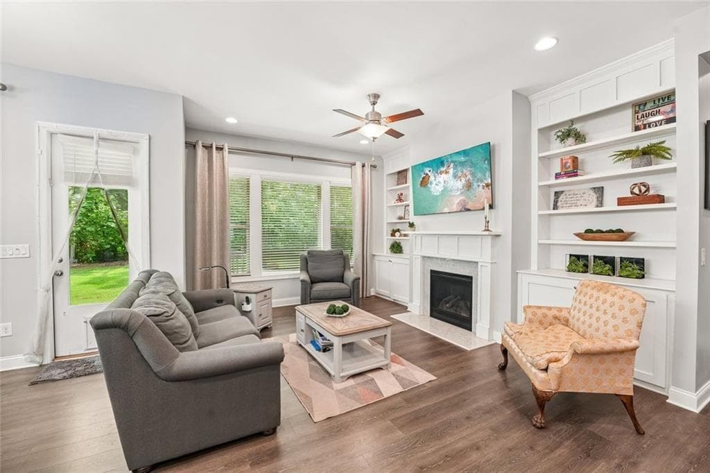 4 bedroom, 3 bathroom, 2,662 sq ft single family residence for sale at 3020 Steinbeck Street, Cumming, GA 30041 — photo 9