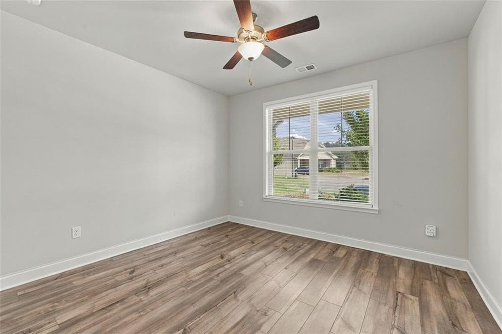 4 bedroom, 3 bathroom, 2,803 sq ft single family residence for sale at 173 Rolling Hills Place, Canton, GA 30114 — photo 8