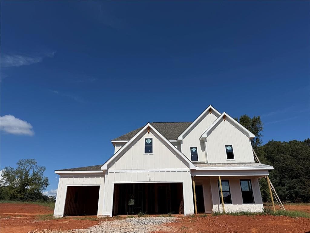 4 bedroom, 3 bathroom, 2,636 sq ft single family residence for sale at 1020 Goldfinch Trail, Winder, GA 30680 — photo 2