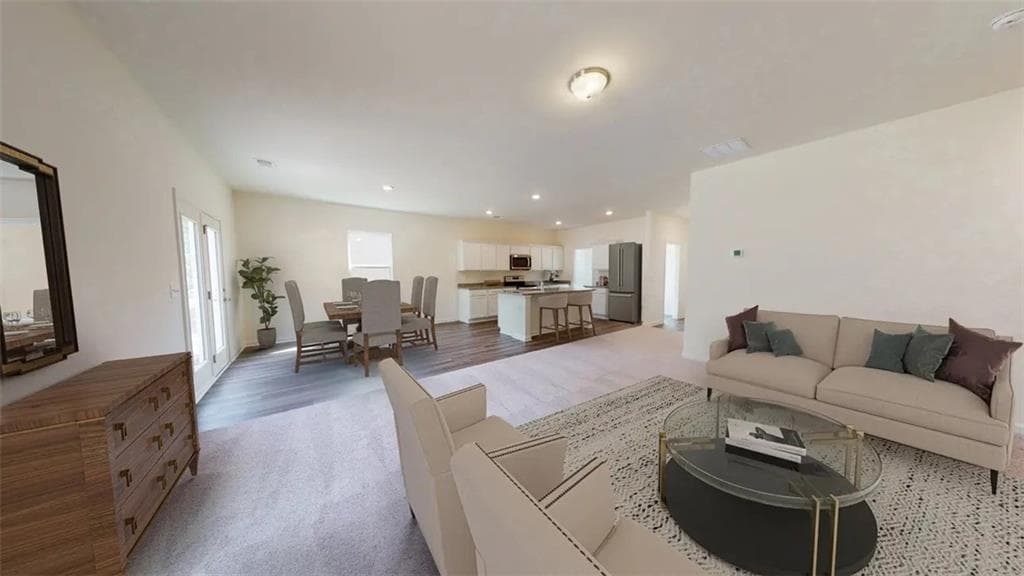 4 bedroom, 3 bathroom, 2,279 sq ft single family residence under contract at 427 Silverton Drive, Dacula, GA 30019 — photo 4