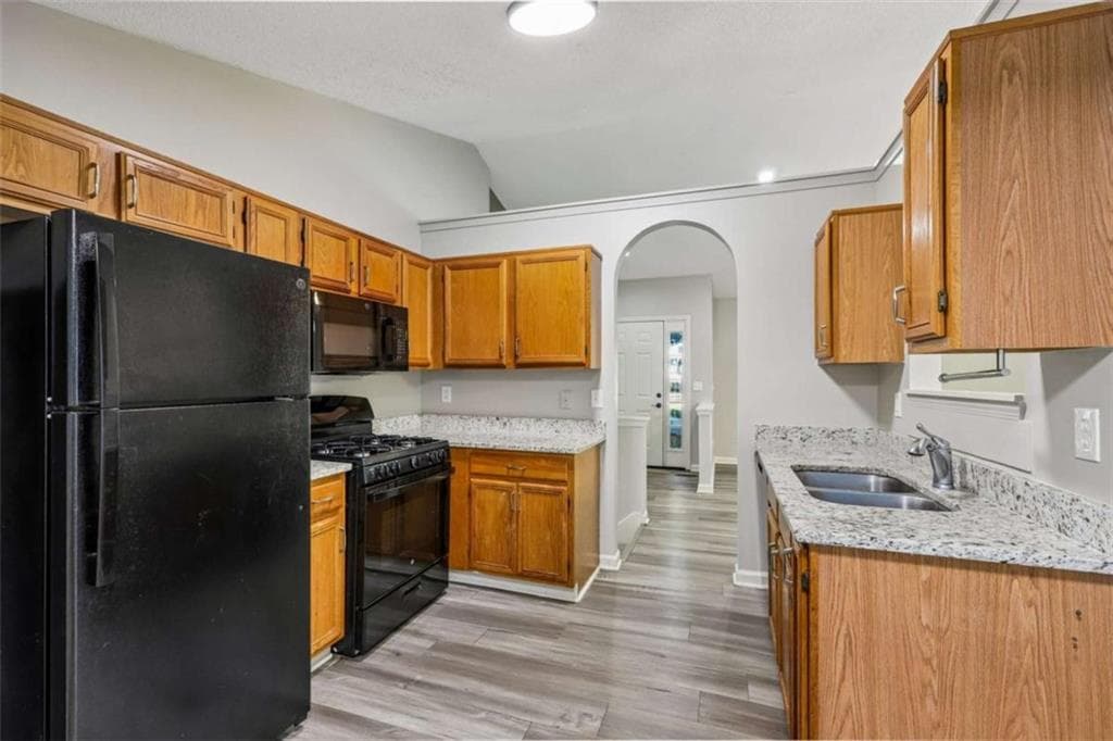 4 bedroom, 2 bathroom, 1,839 sq ft single family residence for sale at 7380 Hunters Ridge Drive, Douglasville, GA 30134 — photo 9