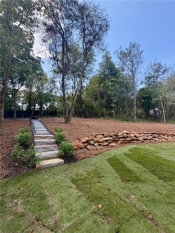 5 bedroom, 6 bathroom, 3,661 sq ft single family residence for sale at 215 Winterberry Way, Roswell, GA 30075 — photo 9