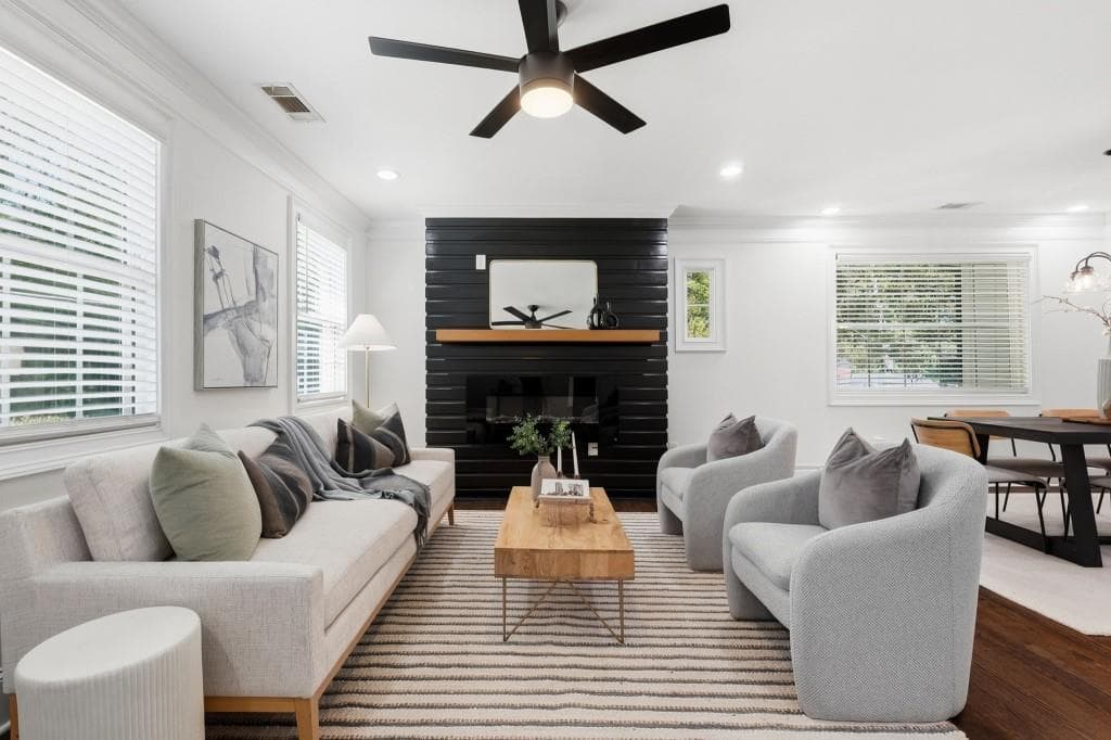 3 bedroom, 3 bathroom, 1,654 sq ft single family residence for sale at 1355 Westview Drive, Atlanta, GA 30310 — photo 2