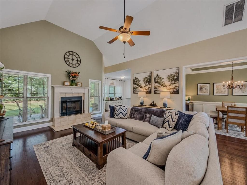 3 bedroom, 3 bathroom, 2,423 sq ft single family residence for sale at 185 Chimney Ridge Lane, Covington, GA 30014 — photo 10
