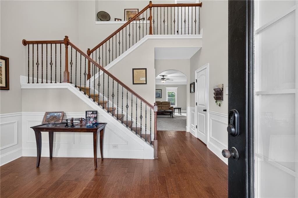 5 bedroom, 6 bathroom, 3,882 sq ft single family residence for sale at 162 Oatgrass Drive, Grayson, GA 30017 — photo 8