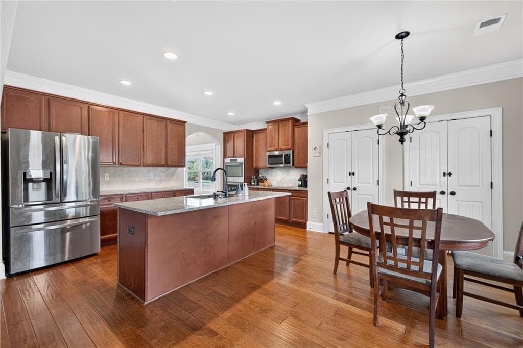 5 bedroom, 6 bathroom, 3,882 sq ft single family residence for sale at 162 Oatgrass Drive, Grayson, GA 30017 — photo 4