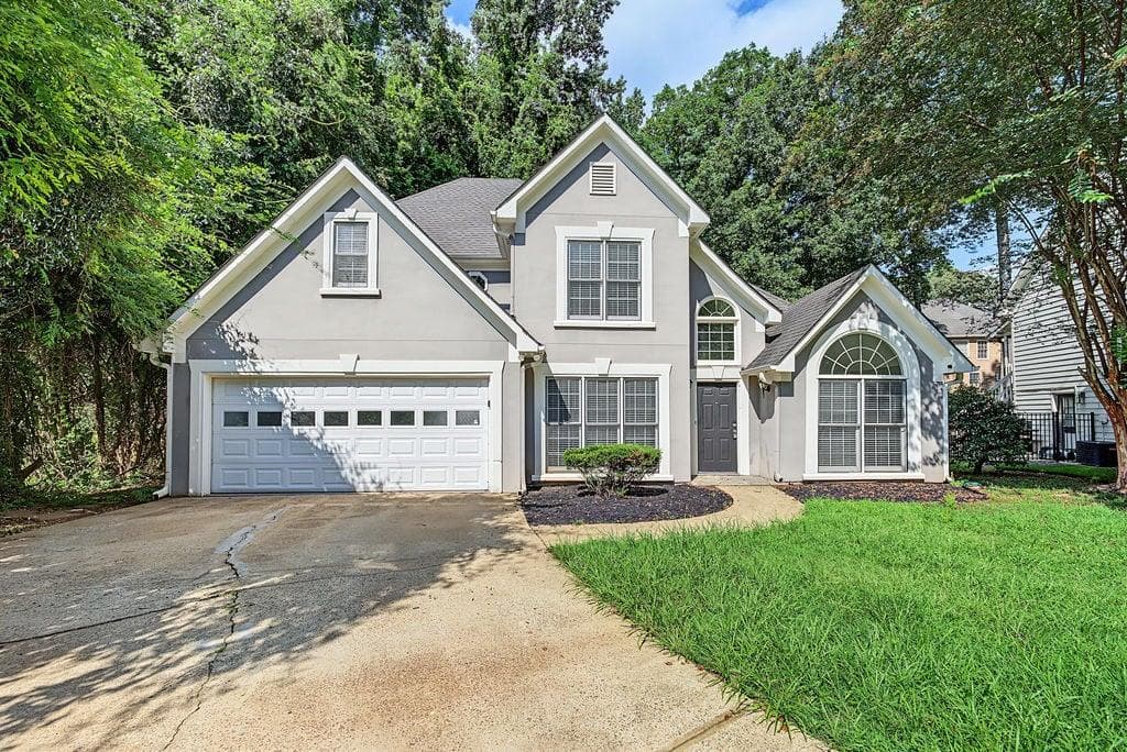 3 bedroom, 3 bathroom, 2,070 sq ft single family residence for sale at 418 Middle Valley Lane, Woodstock, GA 30189