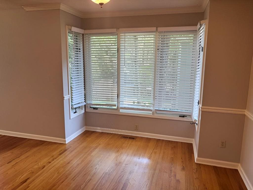 3 bedroom, 3 bathroom, 2,092 sq ft single family residence for sale at 1010 Maidstone Court, Marietta, GA 30066 — photo 6