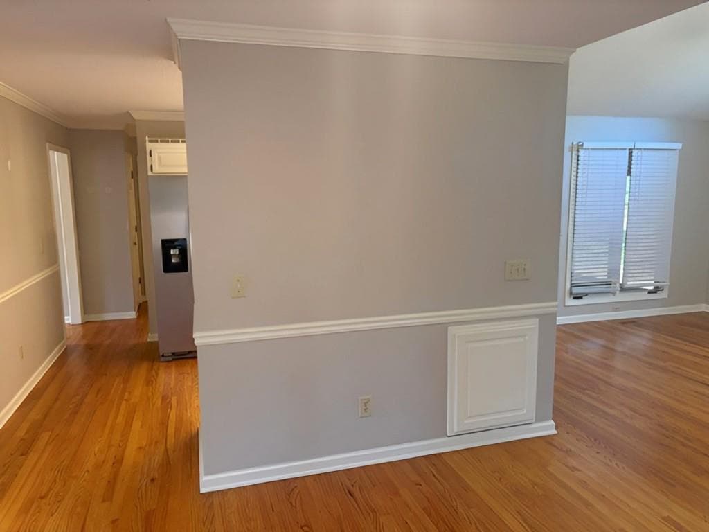 3 bedroom, 3 bathroom, 2,092 sq ft single family residence for sale at 1010 Maidstone Court, Marietta, GA 30066 — photo 8