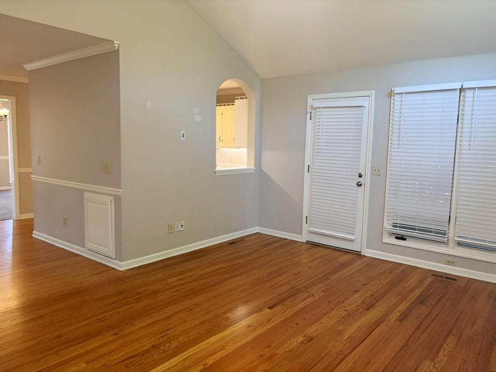 3 bedroom, 3 bathroom, 2,092 sq ft single family residence for sale at 1010 Maidstone Court, Marietta, GA 30066 — photo 10