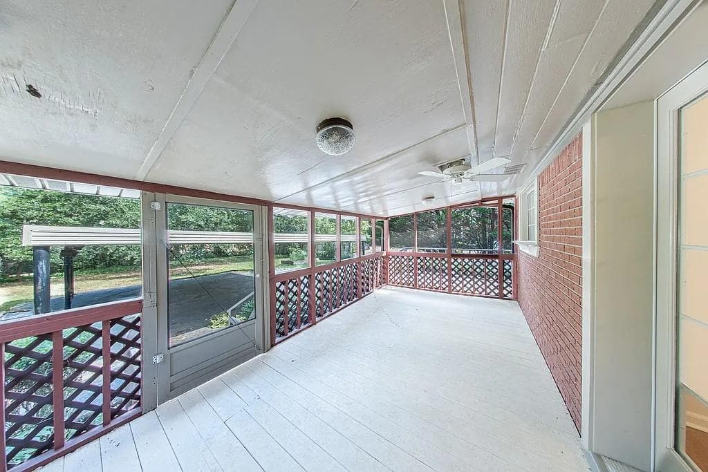 2 bedroom, 2 bathroom, 2,072 sq ft single family residence for rent at 3021 Old Concord Road, Smyrna, GA 30082 for $2,000 a month — photo 3