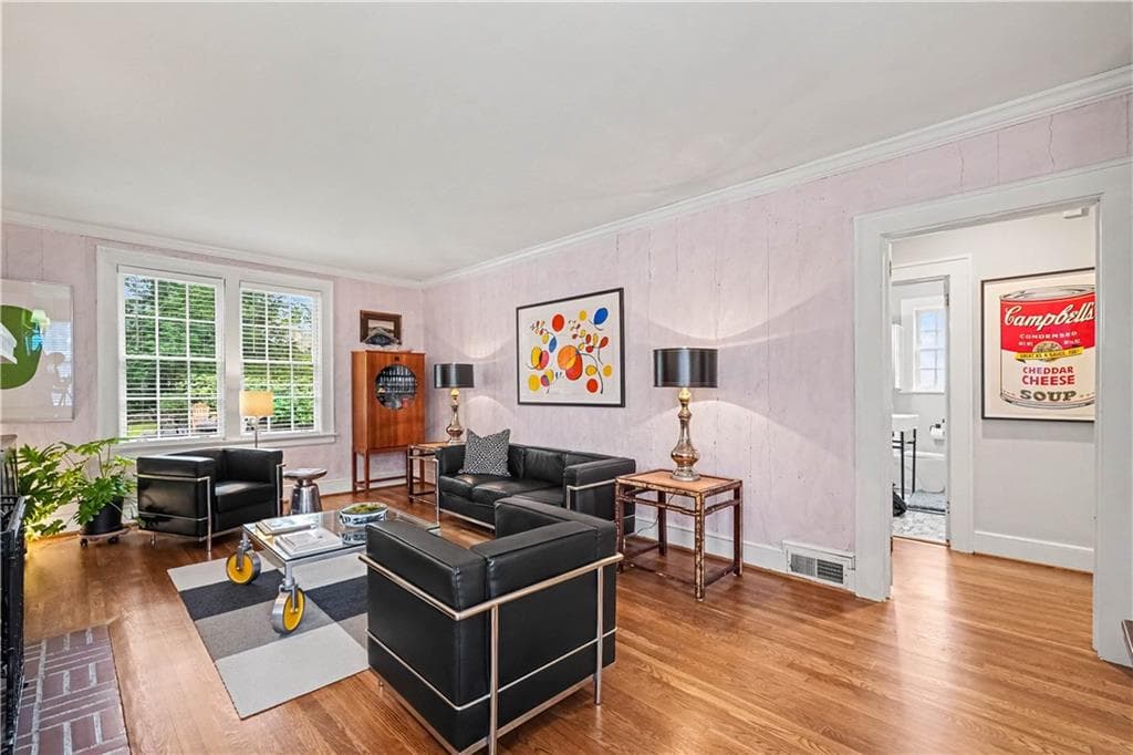 3 bedroom, 2 bathroom, 1,882 sq ft single family residence for sale at 839 Wildwood Road, Atlanta, GA 30324 — photo 7