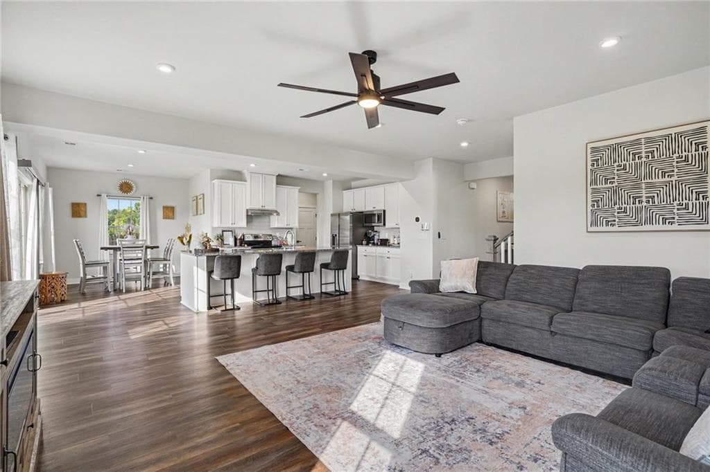 4 bedroom, 3 bathroom, 2,552 sq ft single family residence for sale at 864 Maduro Way, Mcdonough, GA 30253 — photo 10