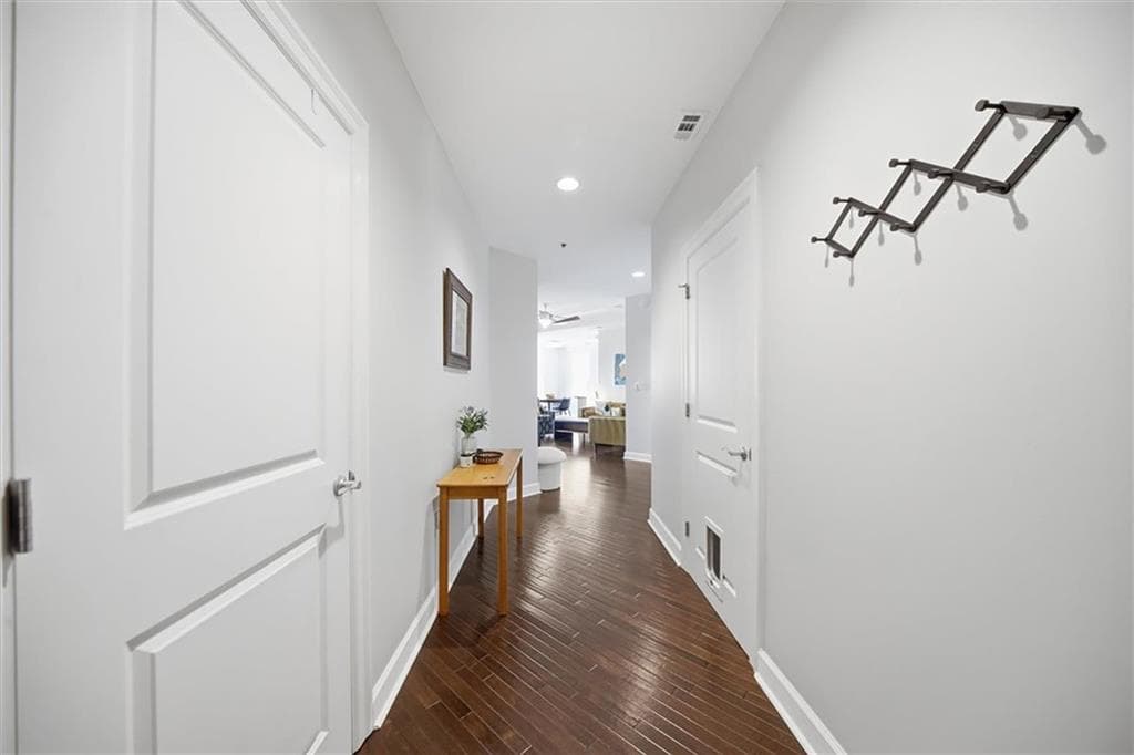 2 bedroom, 2 bathroom, 1,417 sq ft condominium for rent at 325 East Paces Ferry Road 908, Atlanta, GA 30305 for $3,000 a month — photo 3
