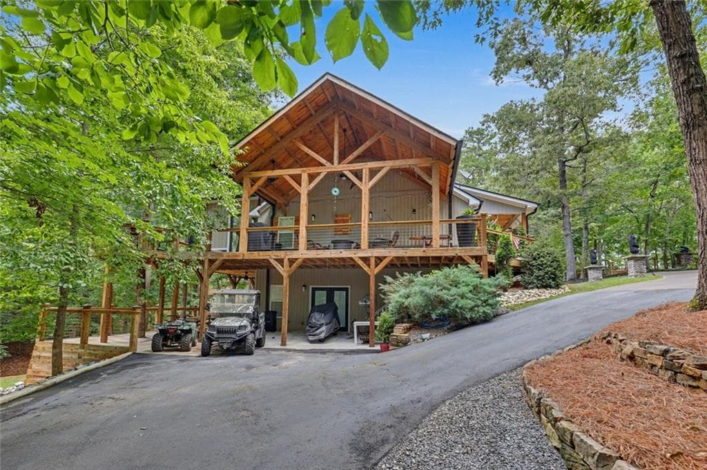 4 bedroom, 3 bathroom, 3,592 sq ft single family residence for sale at 301 Cross Creek Trail, Demorest, GA 30535 — photo 4