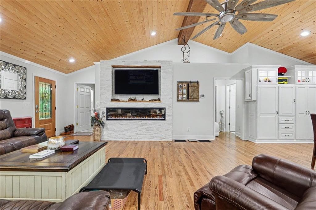 4 bedroom, 3 bathroom, 3,592 sq ft single family residence for sale at 301 Cross Creek Trail, Demorest, GA 30535 — photo 10