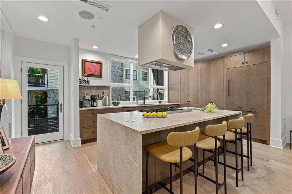 3 bedroom, 4 bathroom, 2,829 sq ft townhouse for sale at 1204 Piedmont Avenue 2, Atlanta, GA 30309 — photo 3