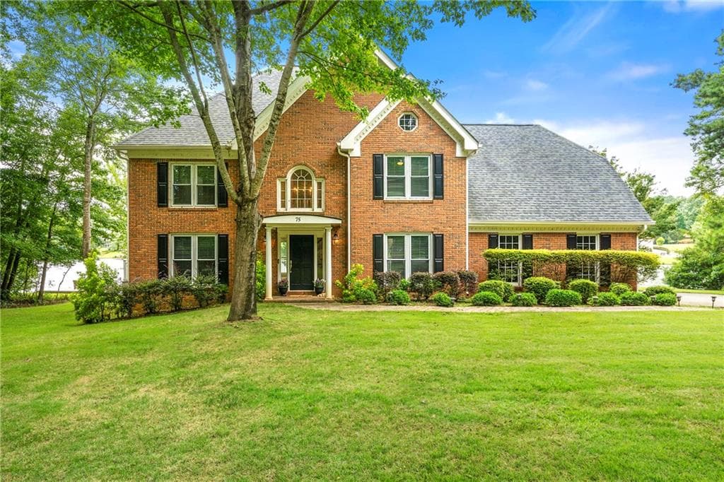 4 bedroom, 4 bathroom, 3,431 sq ft single family residence for sale at 75 Spring Ridge Ct, Newnan, GA 30265 — photo 4