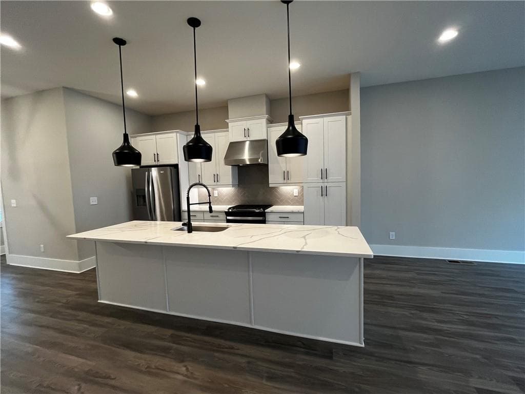 3 bedroom, 4 bathroom, 1,848 sq ft townhouse for rent at 2011 Oak Lane, Atlanta, GA 30318 for $3,200 a month — photo 2