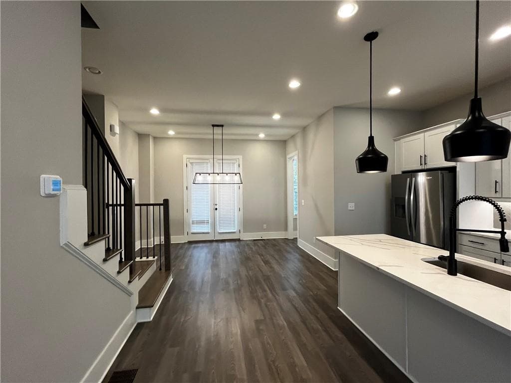 3 bedroom, 4 bathroom, 1,848 sq ft townhouse for rent at 2011 Oak Lane, Atlanta, GA 30318 for $3,200 a month — photo 3