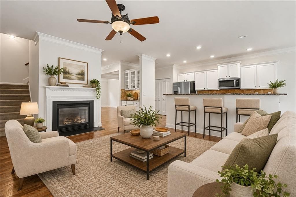 4 bedroom, 4 bathroom, 2,482 sq ft townhouse for sale at 3216 Buck Way, Alpharetta, GA 30004 — photo 2