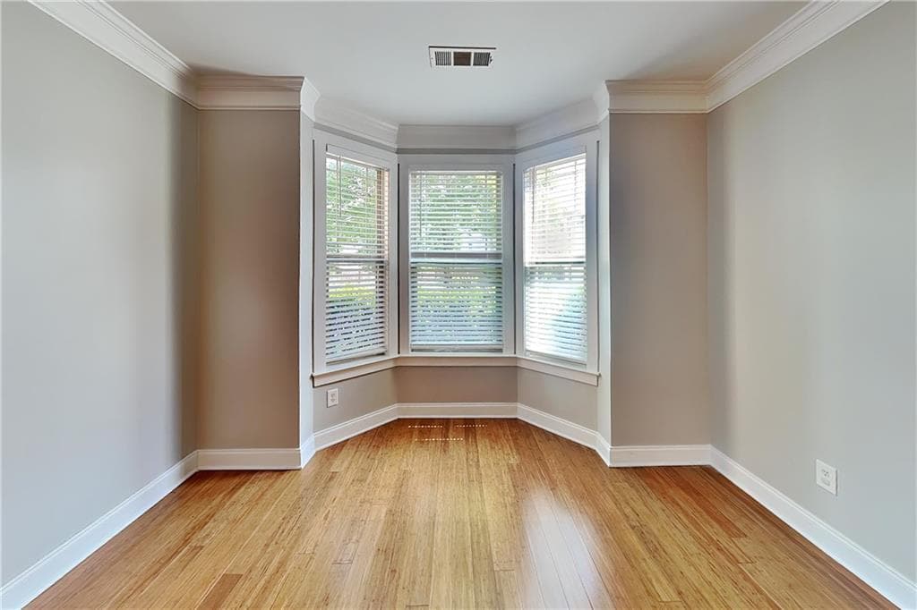 5 bedroom, 4 bathroom, 3,395 sq ft single family residence for rent at 2110 Old Georgian Terrace, Atlanta, GA 30318 for $3,445 a month — photo 5