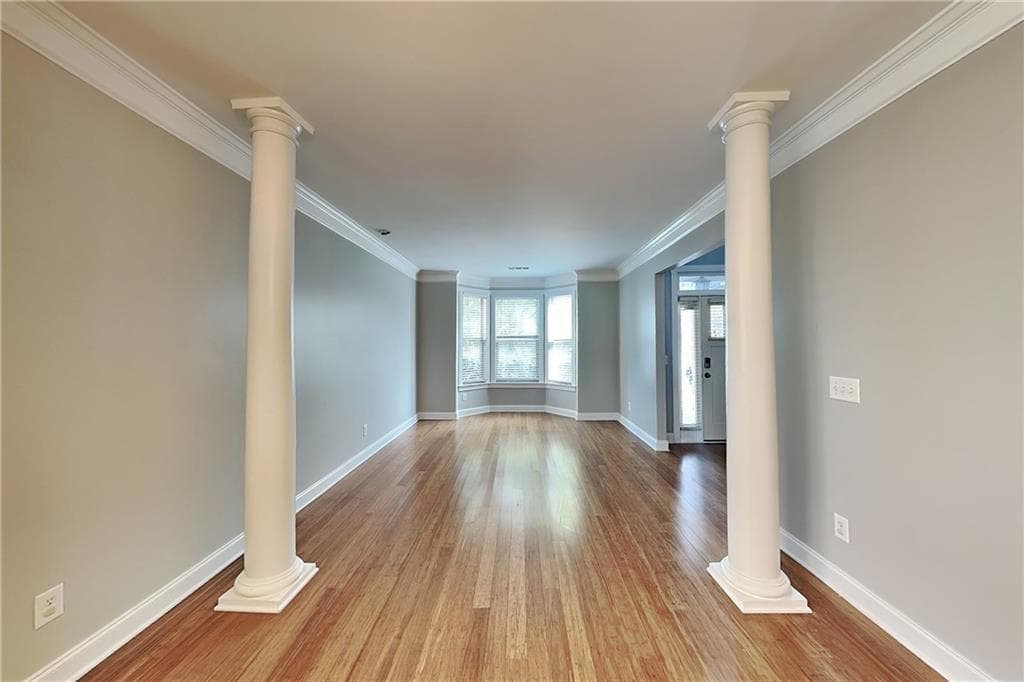 5 bedroom, 4 bathroom, 3,395 sq ft single family residence for rent at 2110 Old Georgian Terrace, Atlanta, GA 30318 for $3,445 a month — photo 9