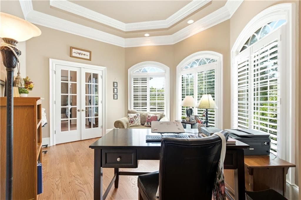 5 bedroom, 5 bathroom, 5,825 sq ft single family residence for sale at 1011 ARDMORE Trail, Hoschton, GA 30548 — photo 7