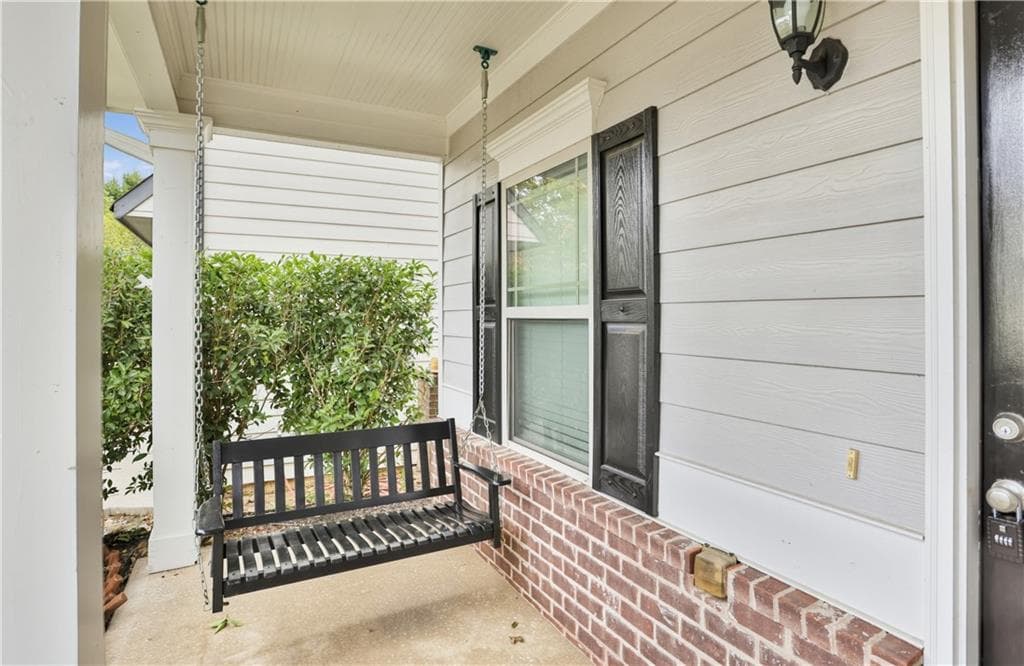 4 bedroom, 3 bathroom, 2,680 sq ft single family residence for sale at 1815 Habersham Villa Drive, Cumming, GA 30041 — photo 3
