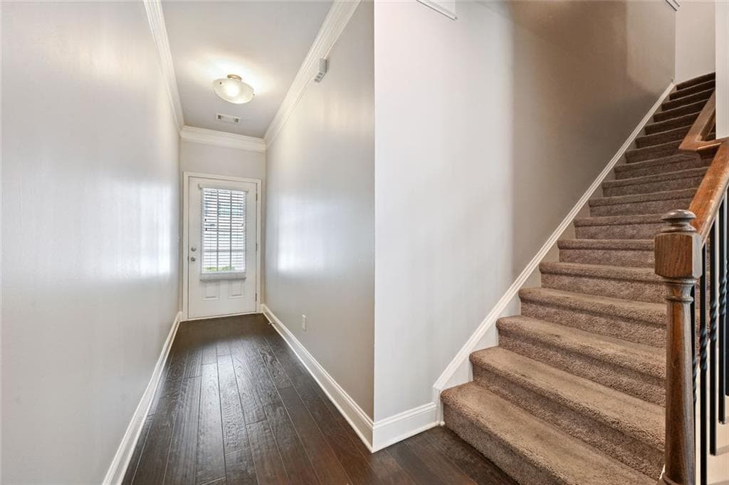 3 bedroom, 3 bathroom, 1,928 sq ft townhouse for sale at 2488 Irwell Way, Lawrenceville, GA 30044 — photo 4