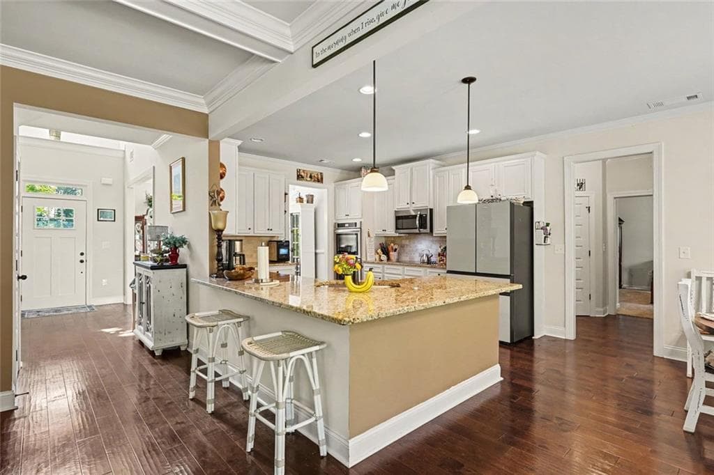 5 bedroom, 4 bathroom, 3,366 sq ft single family residence for sale at 451 Homestead Circle, Forsyth, GA 31029 — photo 3
