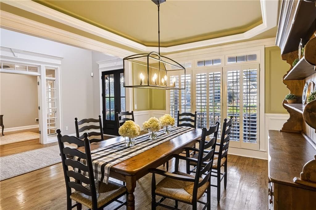 7 bedroom, 7 bathroom, 7,527 sq ft single family residence for sale at 5115 Millwood Drive, Canton, GA 30114 — photo 8