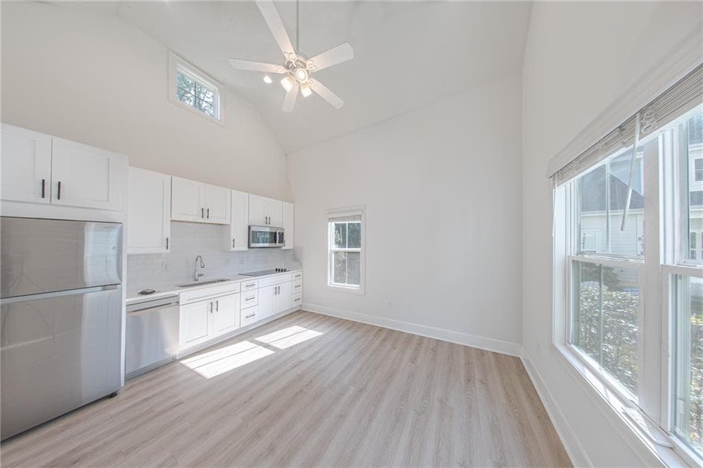 1 bedroom, 1 bathroom, 426 sq ft single family residence for rent at 2400 Lowe Street C, Atlanta, GA 30318 for $1,295 a month — photo 5