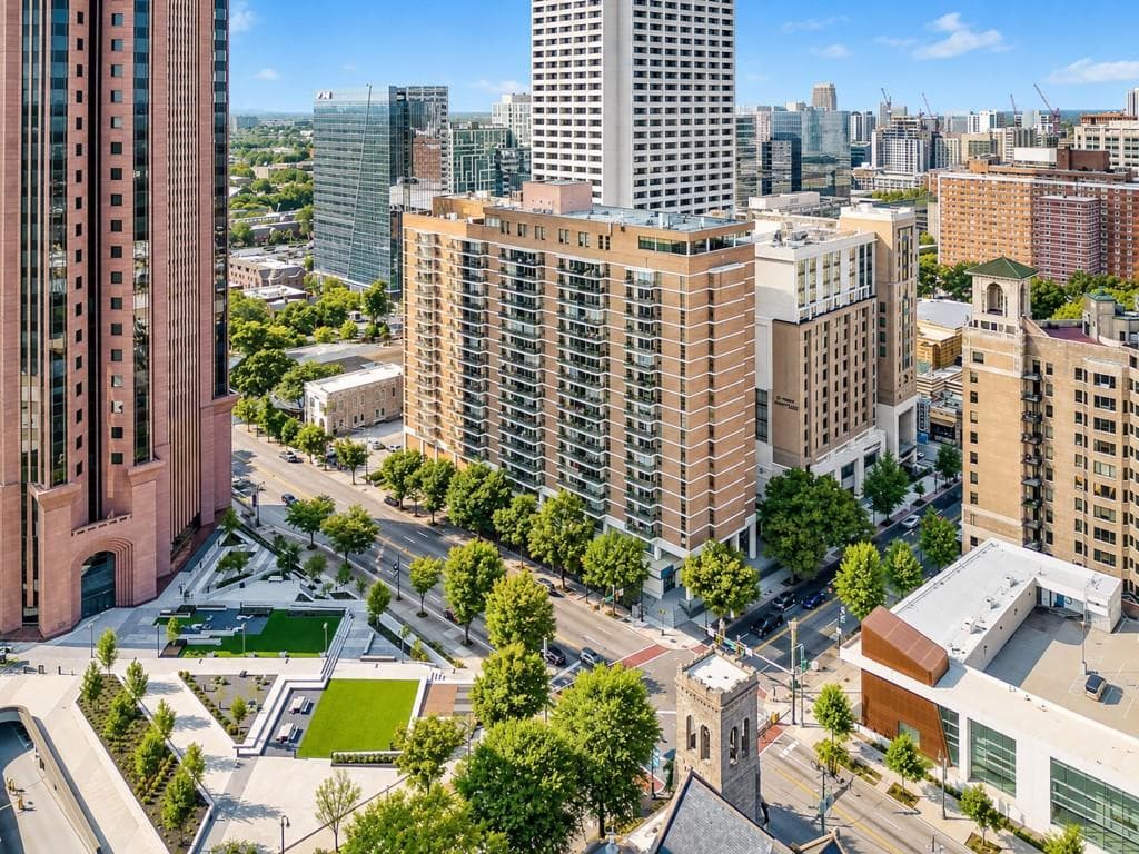 1 bedroom, 1 bathroom, 1,092 sq ft condominium for sale at 620 Peachtree Street PH-B, Atlanta, GA 30308 — photo 6