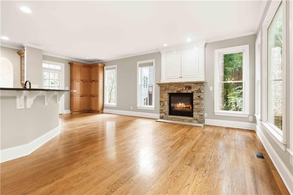 6 bedroom, 5 bathroom, 4,064 sq ft single family residence for sale at 1916 Severbrook Place, Lawrenceville, GA 30043 — photo 3