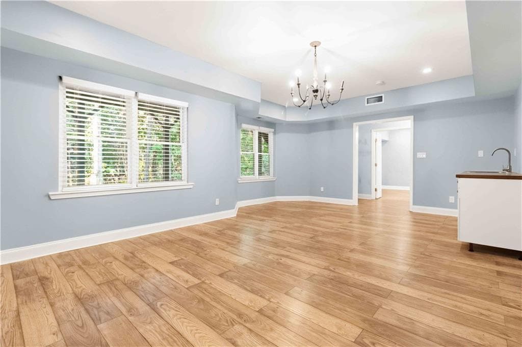 6 bedroom, 5 bathroom, 4,064 sq ft single family residence for sale at 1916 Severbrook Place, Lawrenceville, GA 30043 — photo 5