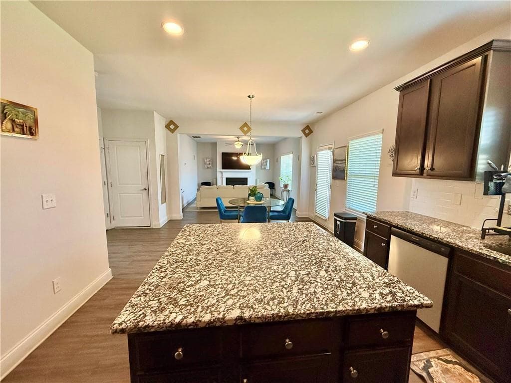 4 bedroom, 3 bathroom, 2,288 sq ft single family residence for sale at 45 Shamrock, Adairsville, GA 30103 — photo 9